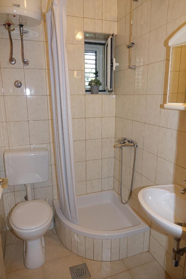 Roza Apartment Baska Voda Exterior photo